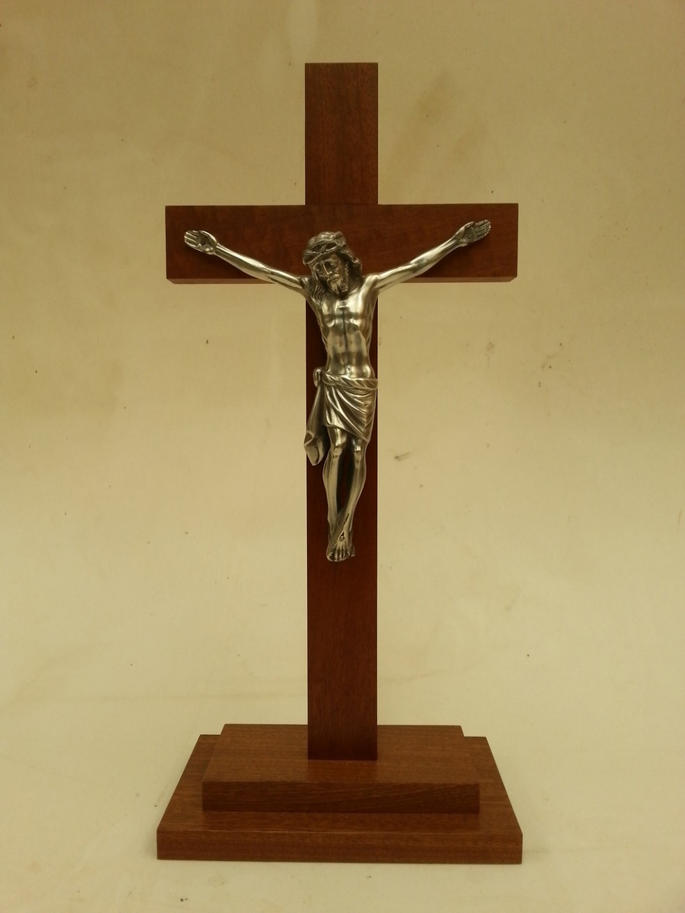Corpus cross